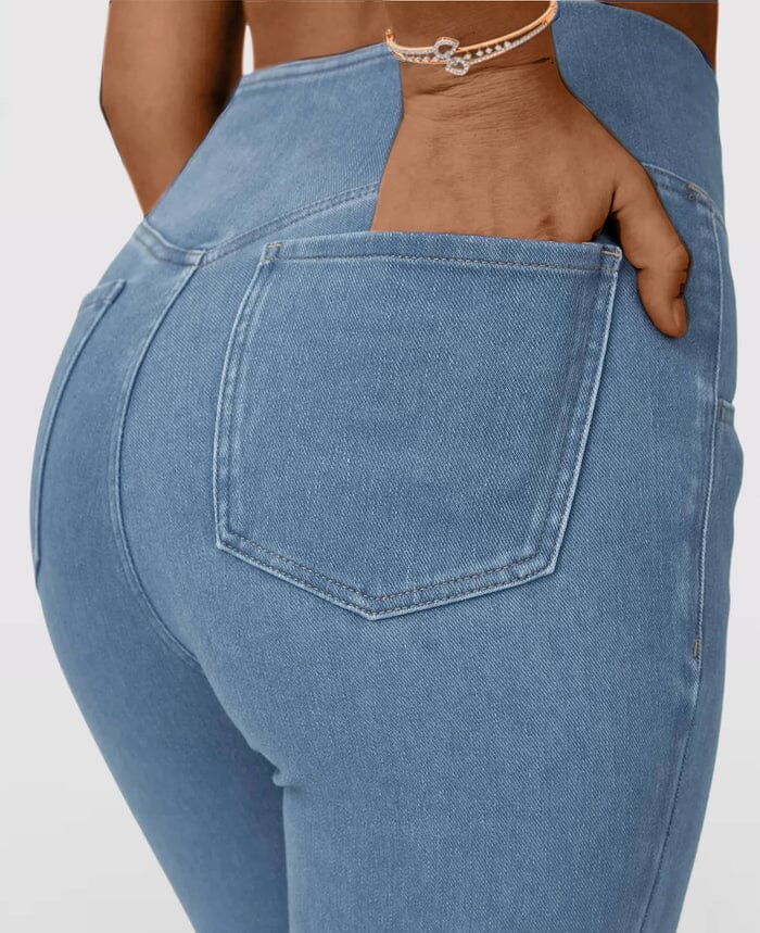 Calça Jeans de Cintura Alta Cruzada FEMININO - ROUPAS - CALÇA 2 Dm Stores