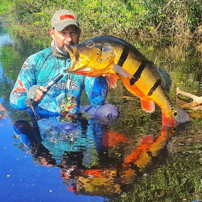 Carretilha Abu Garcia BLACK MAX3 ANTI-CABELEIRA + BRINDE ESPECIAL UNISSEX - PESCA - CARRETILHA 13 Dm Stores