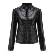 Jaqueta Feminina Estilo Biker com Zíper Luxy - (Promoção de Inverno 2026)
