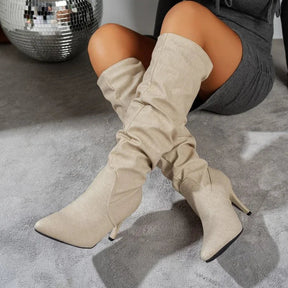 Bota Jeans Feminina Plissada Salto Fino Cano Longo