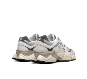 Tênis New Balance 9060 'Sea Salt Castlerock' Branco / Cinza Tênis New Balance 9060 'Sea Salt Castlerock' Branco / Cinza Dm Stores 