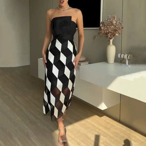 Vestido Noir Essence FEMININO - ROUPAS - VESTIDO 3 Dm Stores Preto PP 